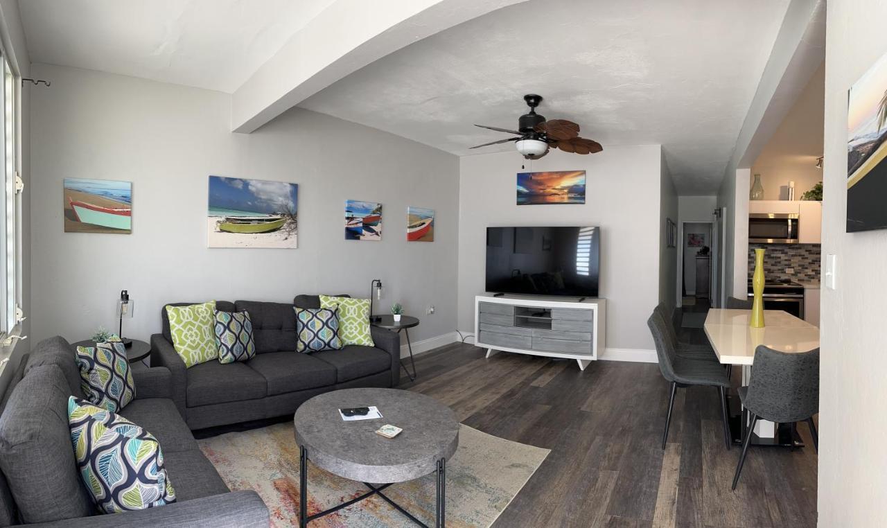 Aguada Beach Condos Extérieur photo